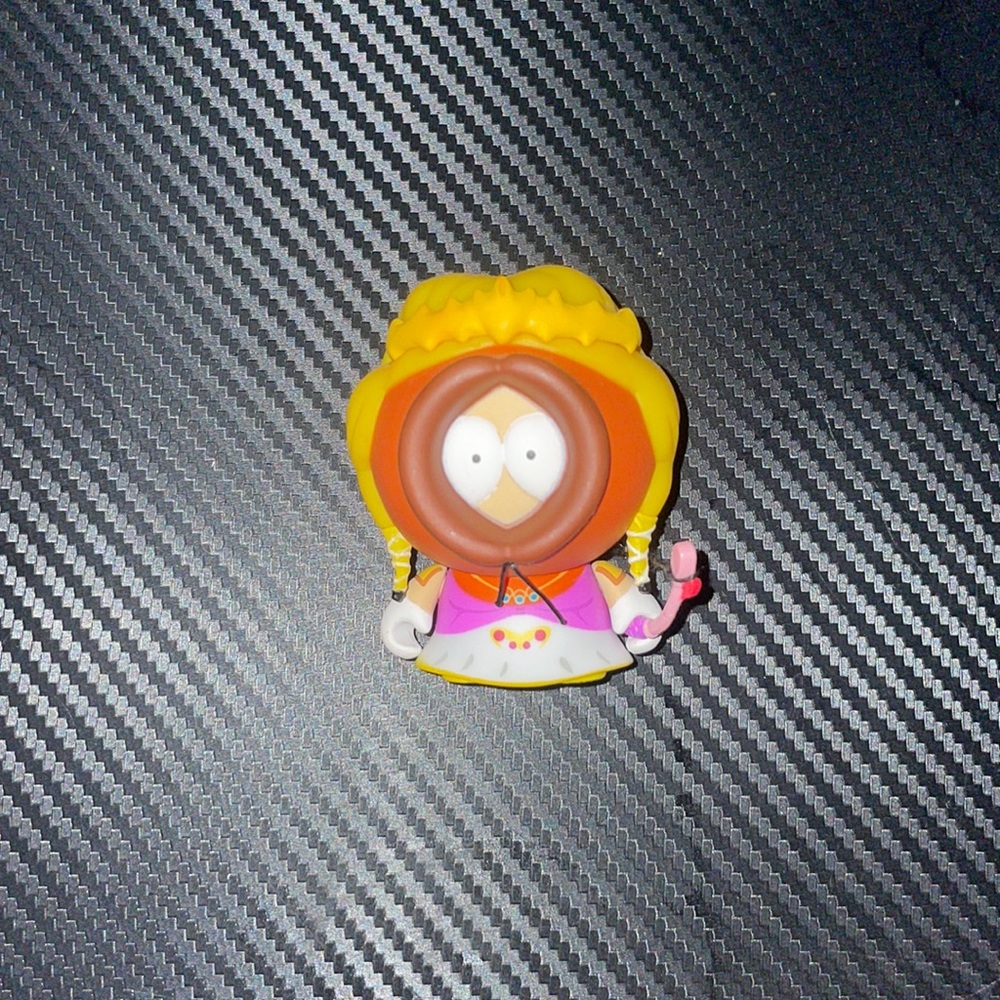 Kidrobot princess Kenny figure